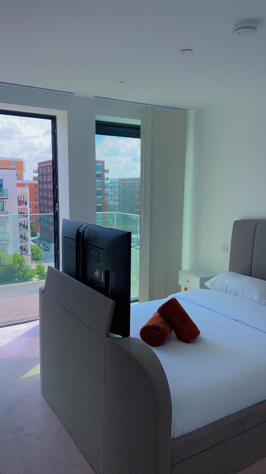 Ds Rentals - Entire 1 Bedroom Apartment لندن المظهر الخارجي الصورة