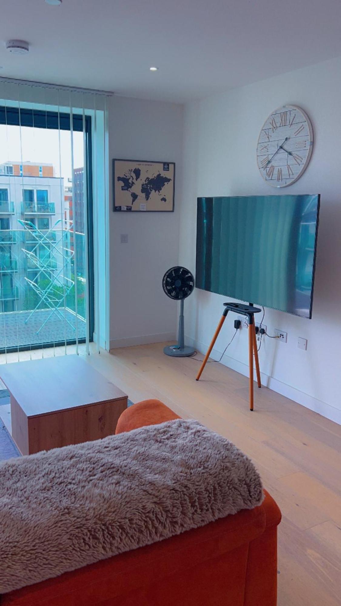 Ds Rentals - Entire 1 Bedroom Apartment لندن المظهر الخارجي الصورة